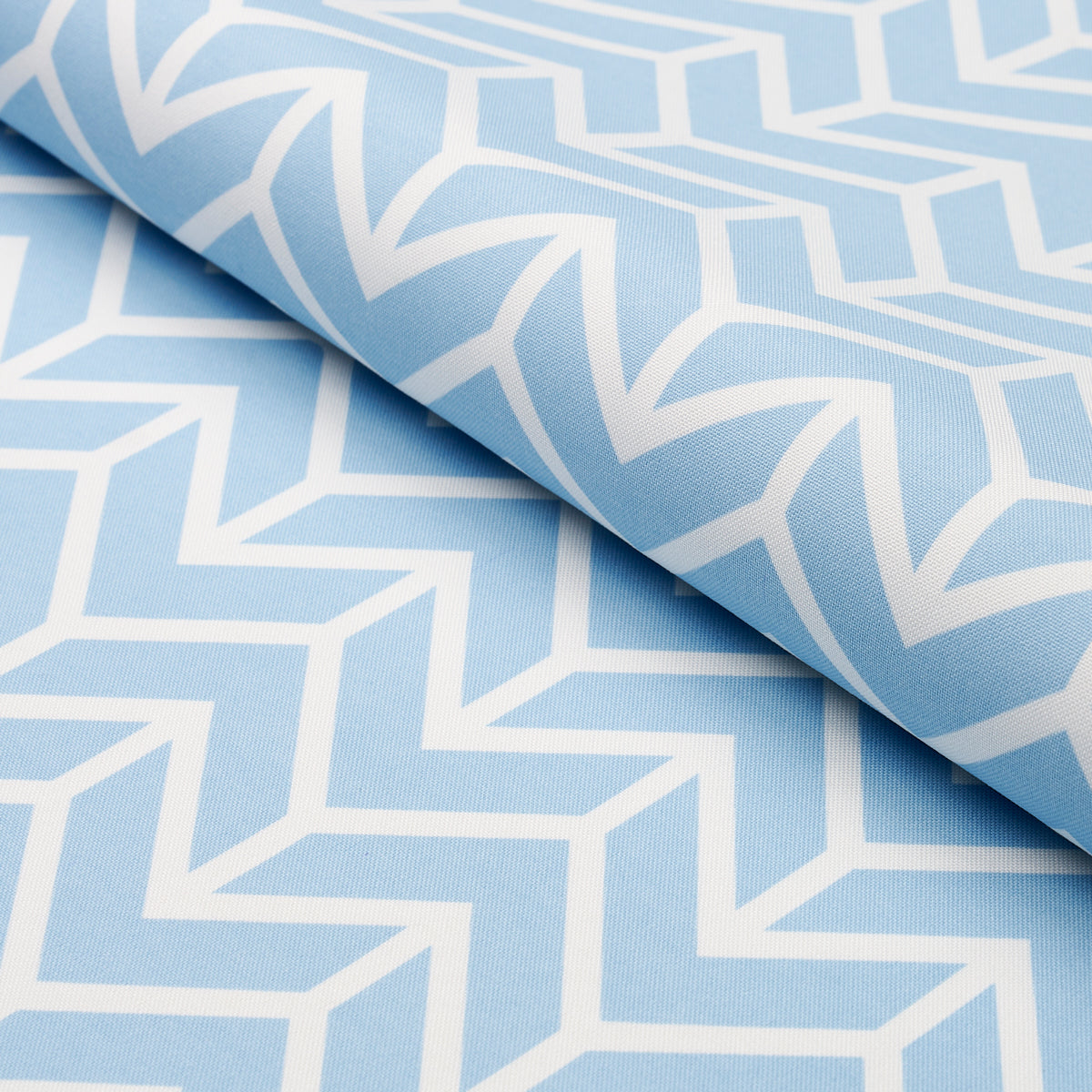 CHEVRON INDOOR/OUTDOOR | SKY