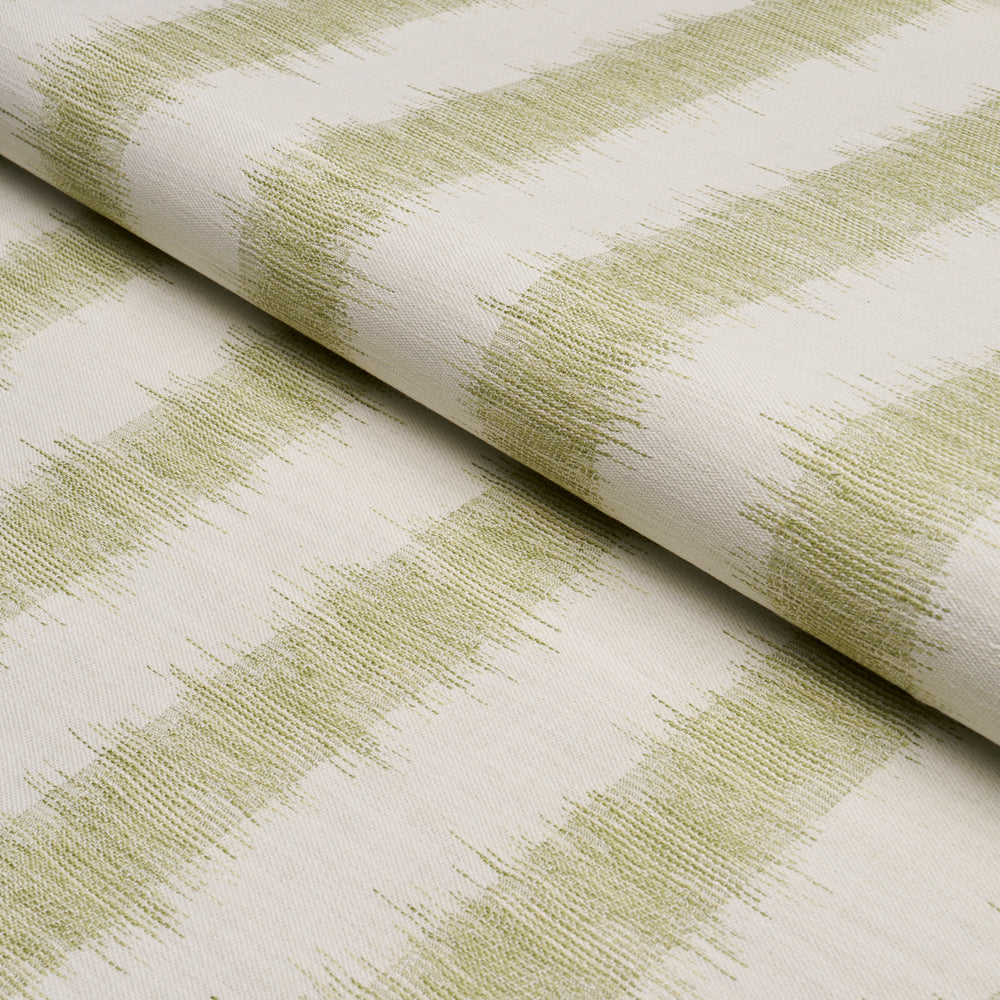 ATTLEBORO IKAT | Leaf