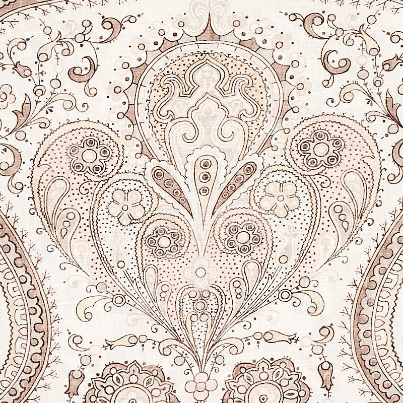 PAISLEY COURT | Neutral