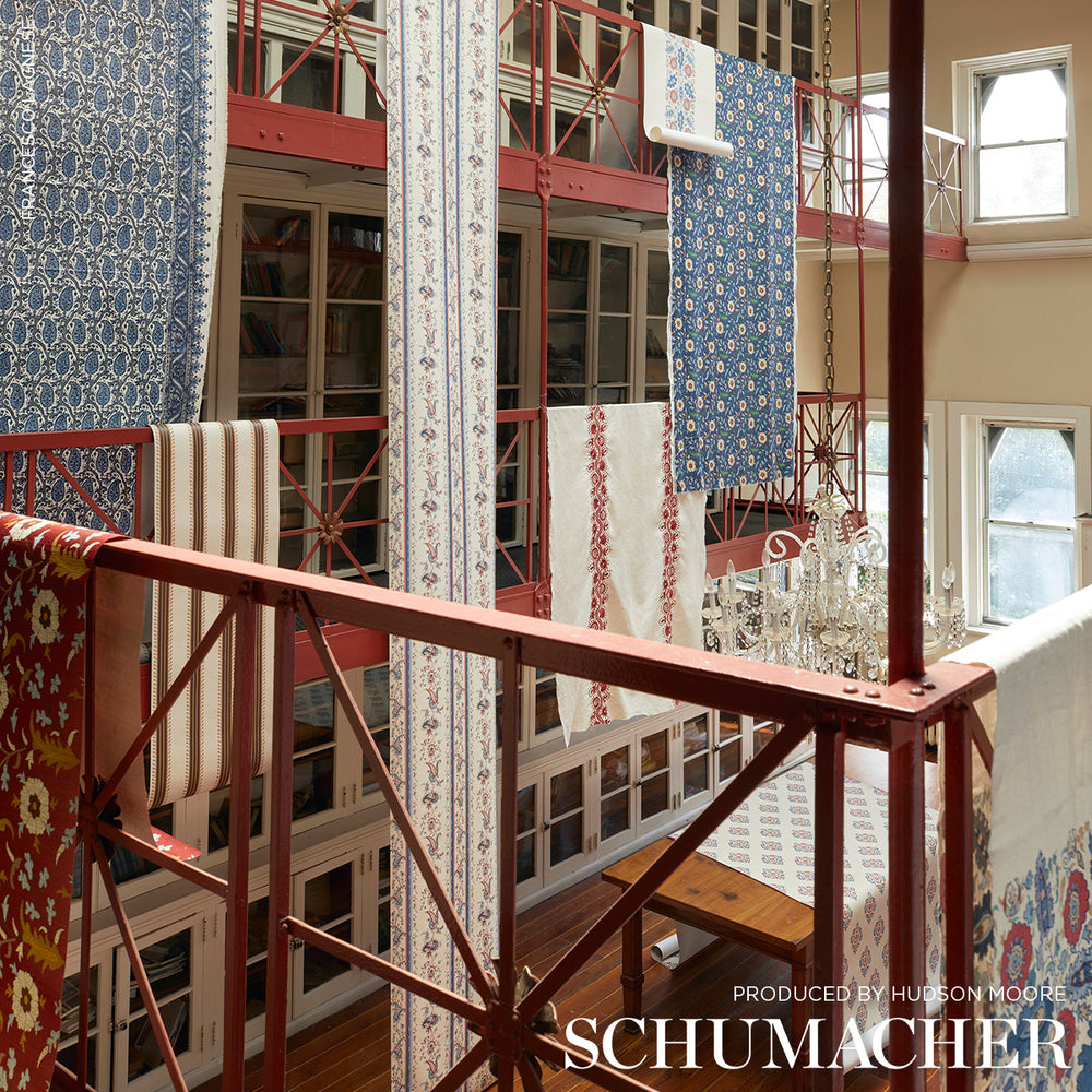 DARIA PAISLEY | Indigo