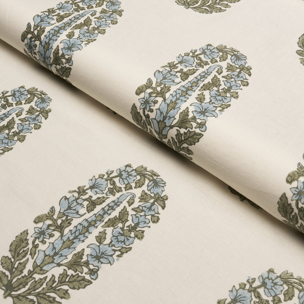 ASKANDRA FLOWER | Aquamarine