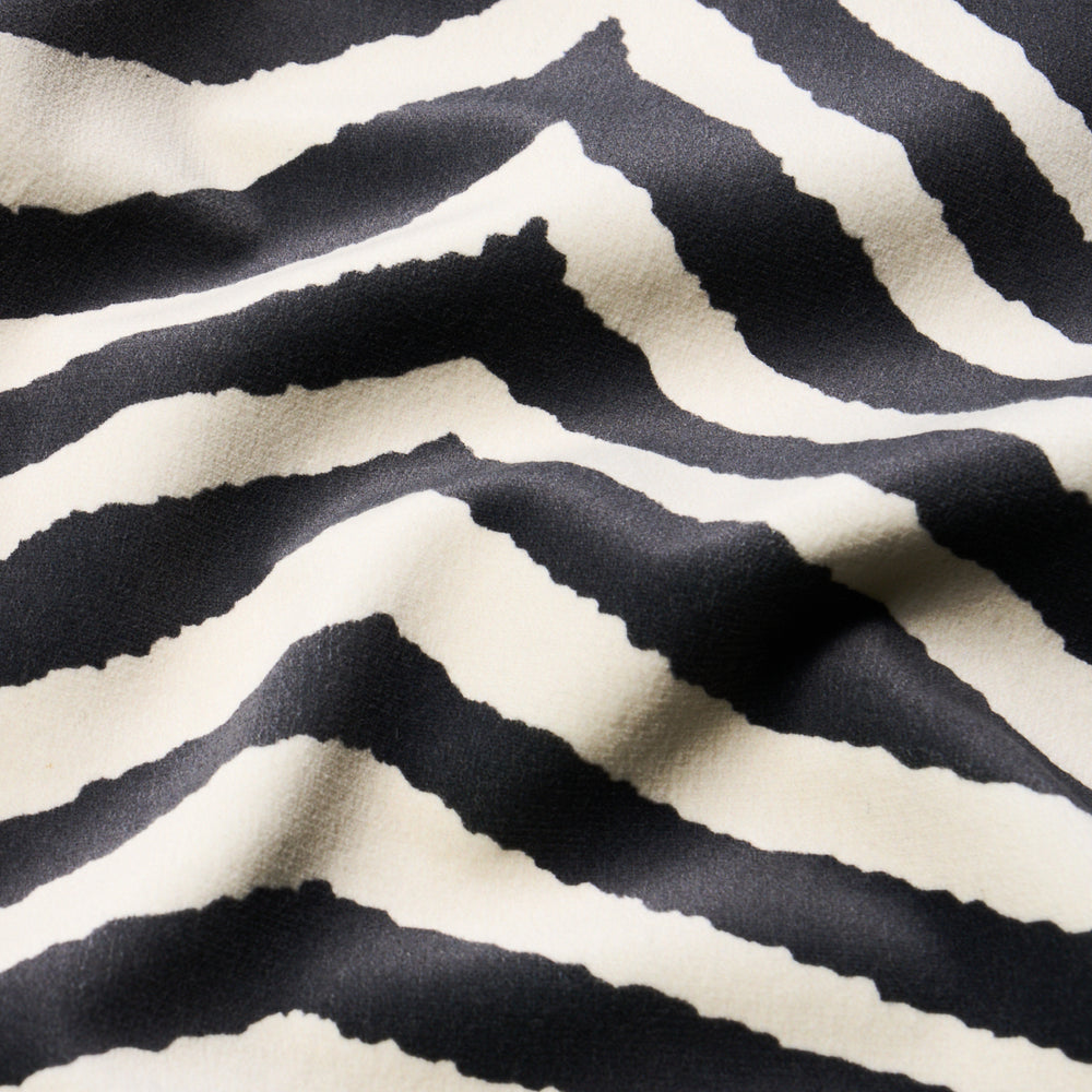 BLIXEN VELVET | Graphite