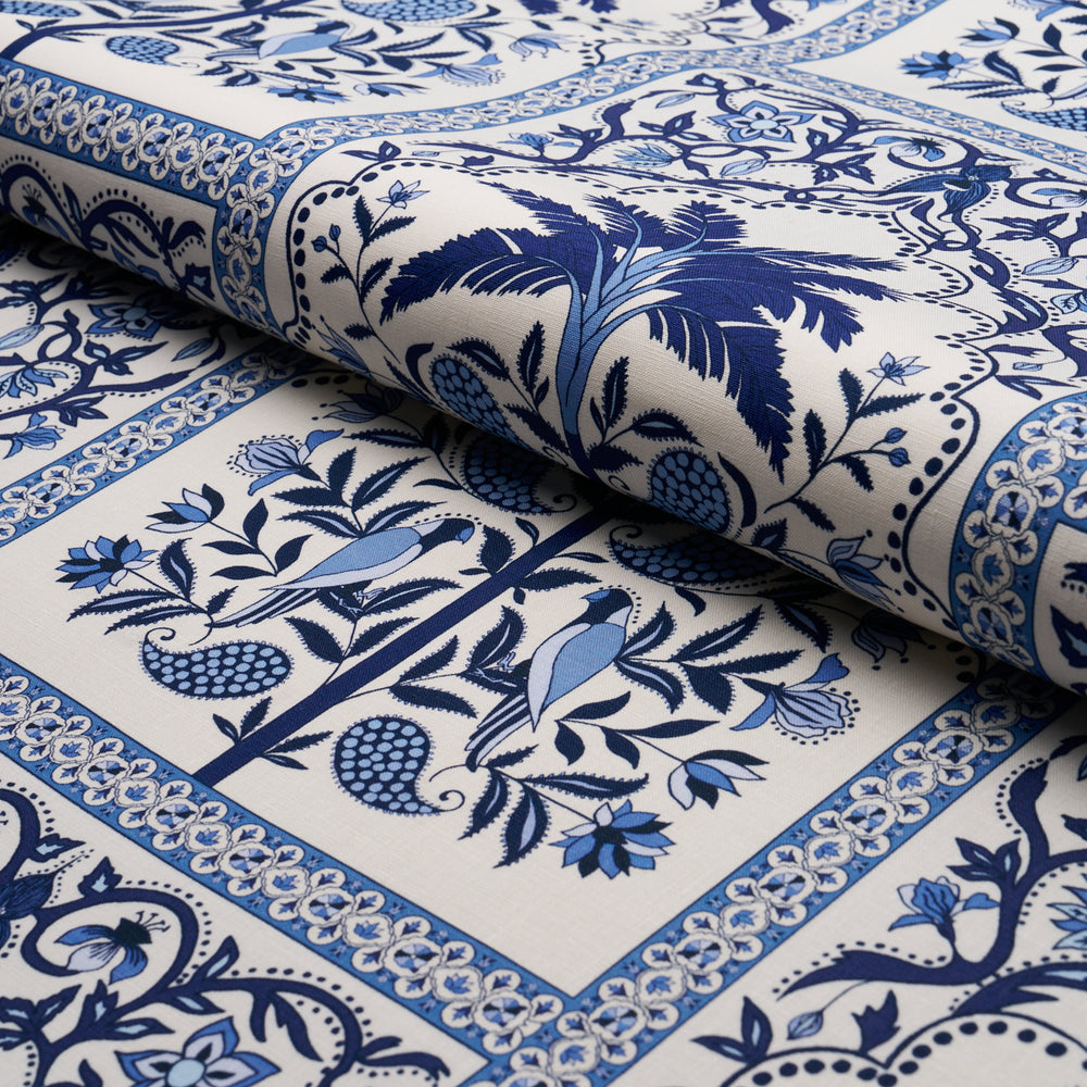 AMAZONAS MYSTIQUE | Tropical Shades Of Blue