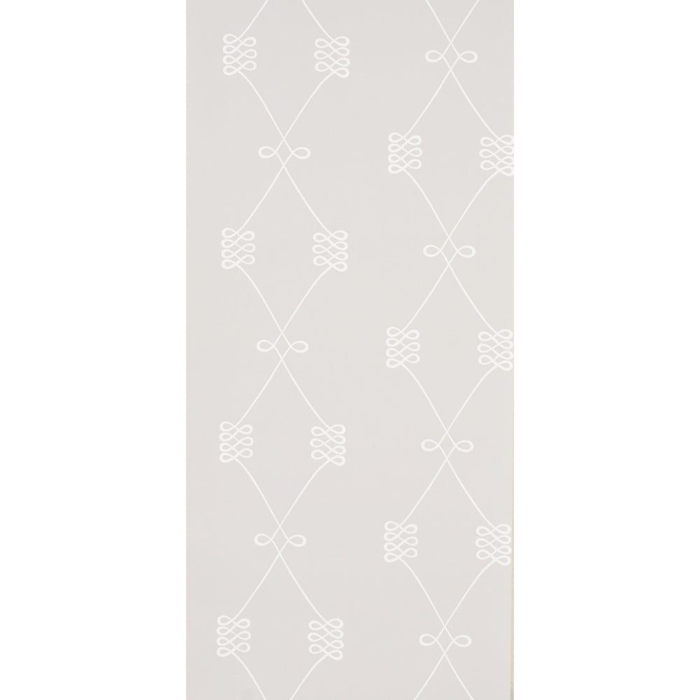 NICOLETTE | White On Grey