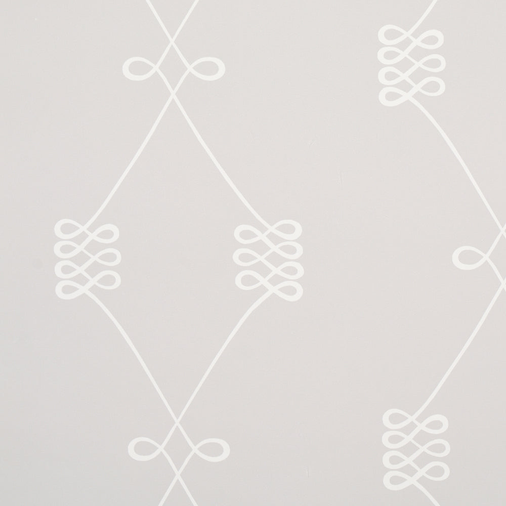 NICOLETTE | White On Grey