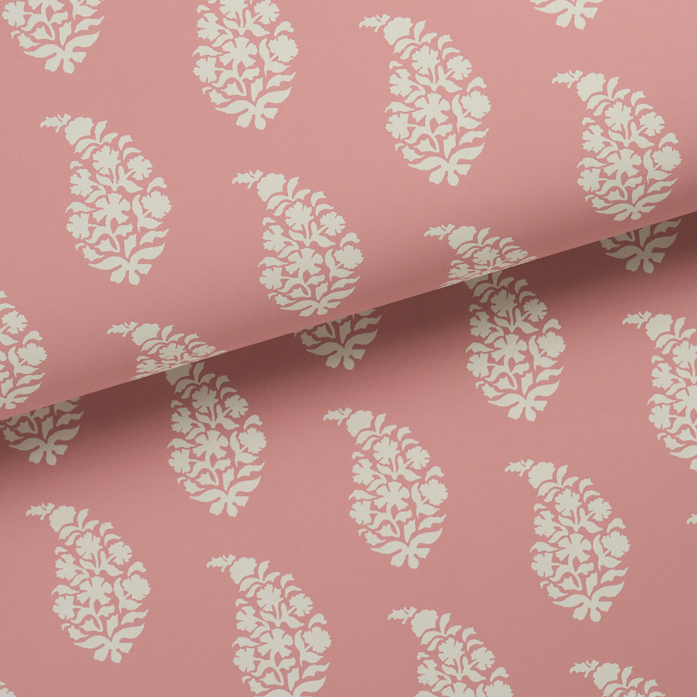 KAIA PAISLEY | Pink