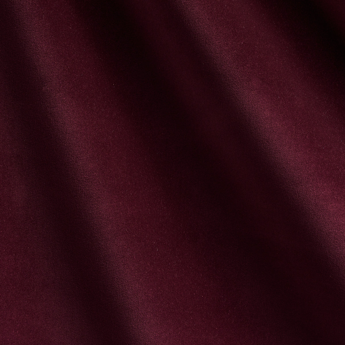 GAINSBOROUGH VELVET | AUBERGINE