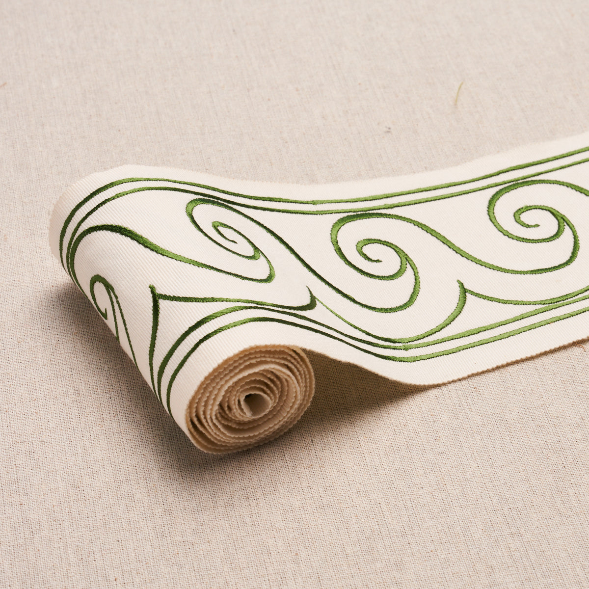 GREEK WAVES TRIM | Green On Ivory