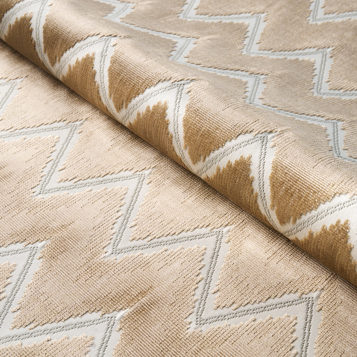 CHEVRON VELVET | GOLD