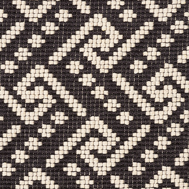 IONIC WEAVE | BLACK