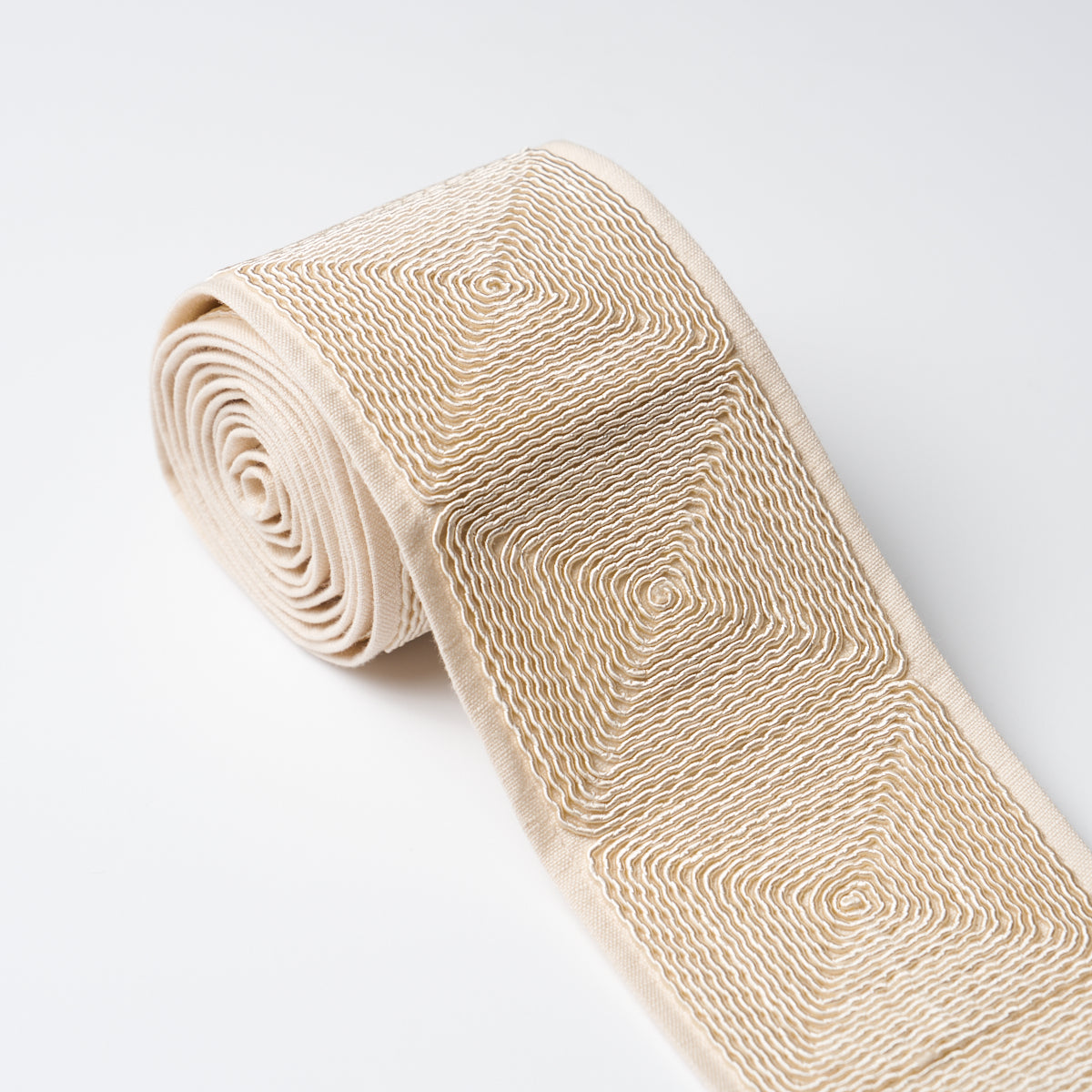 NAUTILINA EMBROIDERED TAPE | Ivory