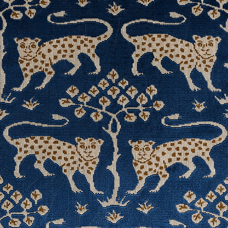 WOODLAND LEOPARD VELVET | Sapphire