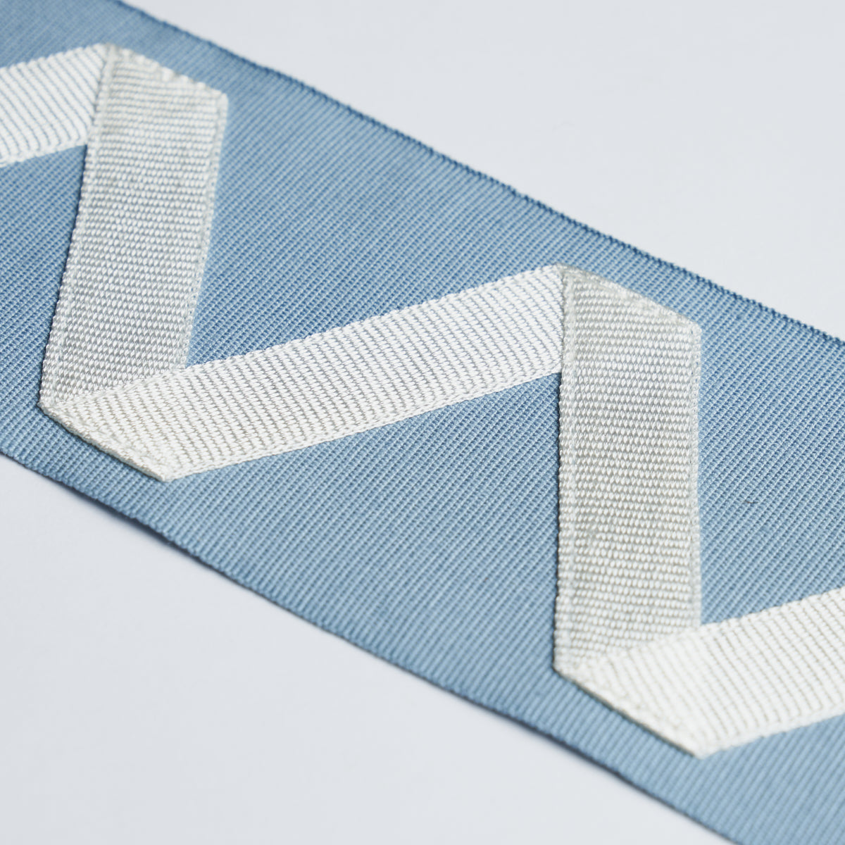 LEGERE APPLIQUÉ TAPE | IVORY ON SKY