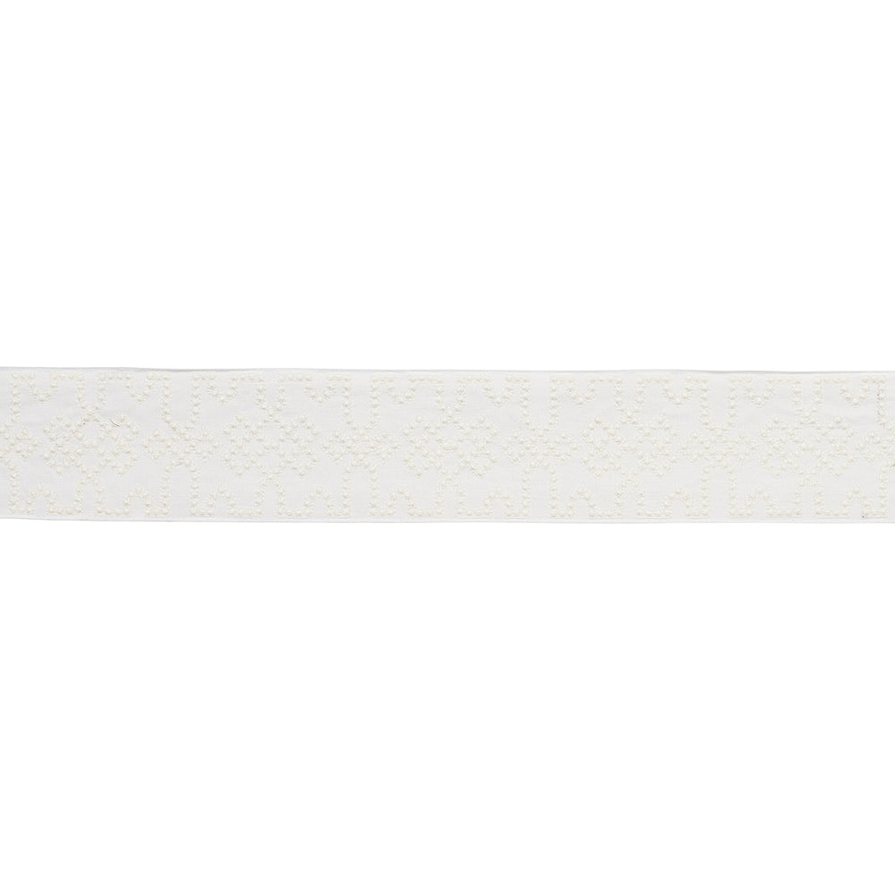 KNOTTED TRELLIS TAPE | White On White