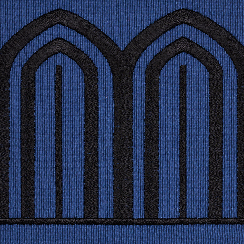 ARCHES EMBROIDERED TAPE WIDE | Black On Navy