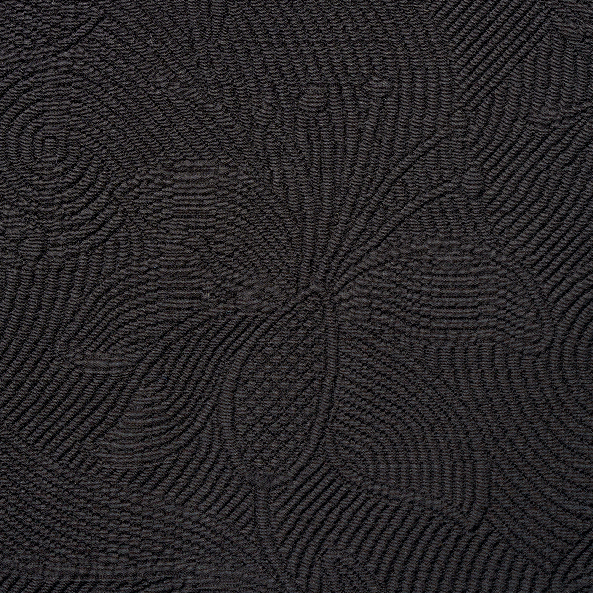 QUILTED SCROLL MATELASSÉ | PITCH BLACK