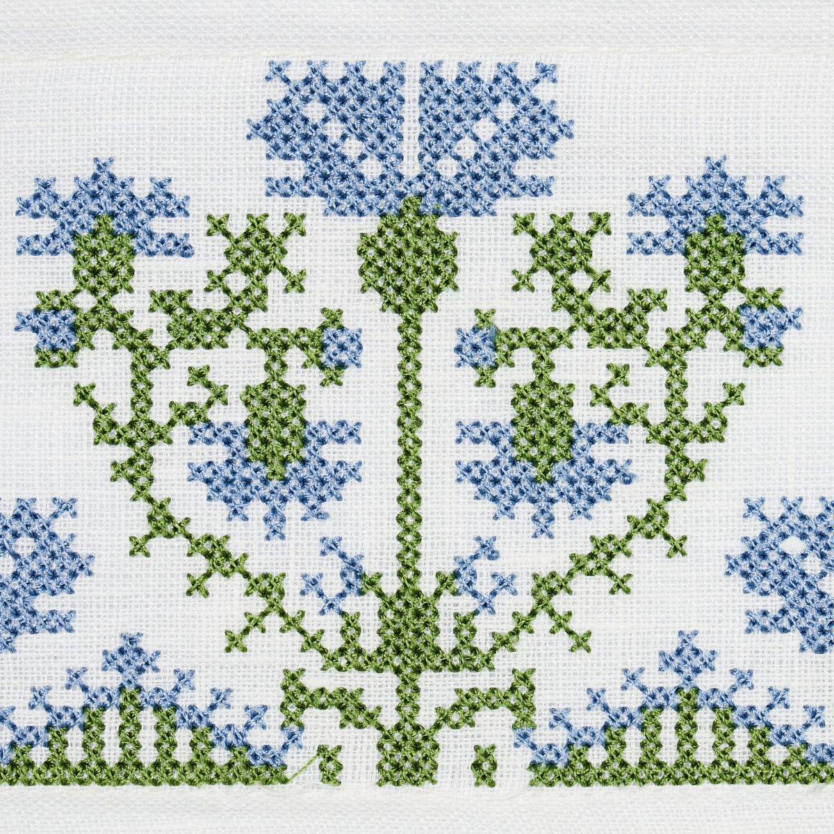 CUSTIS EMBROIDERED TAPE | Chesapeake