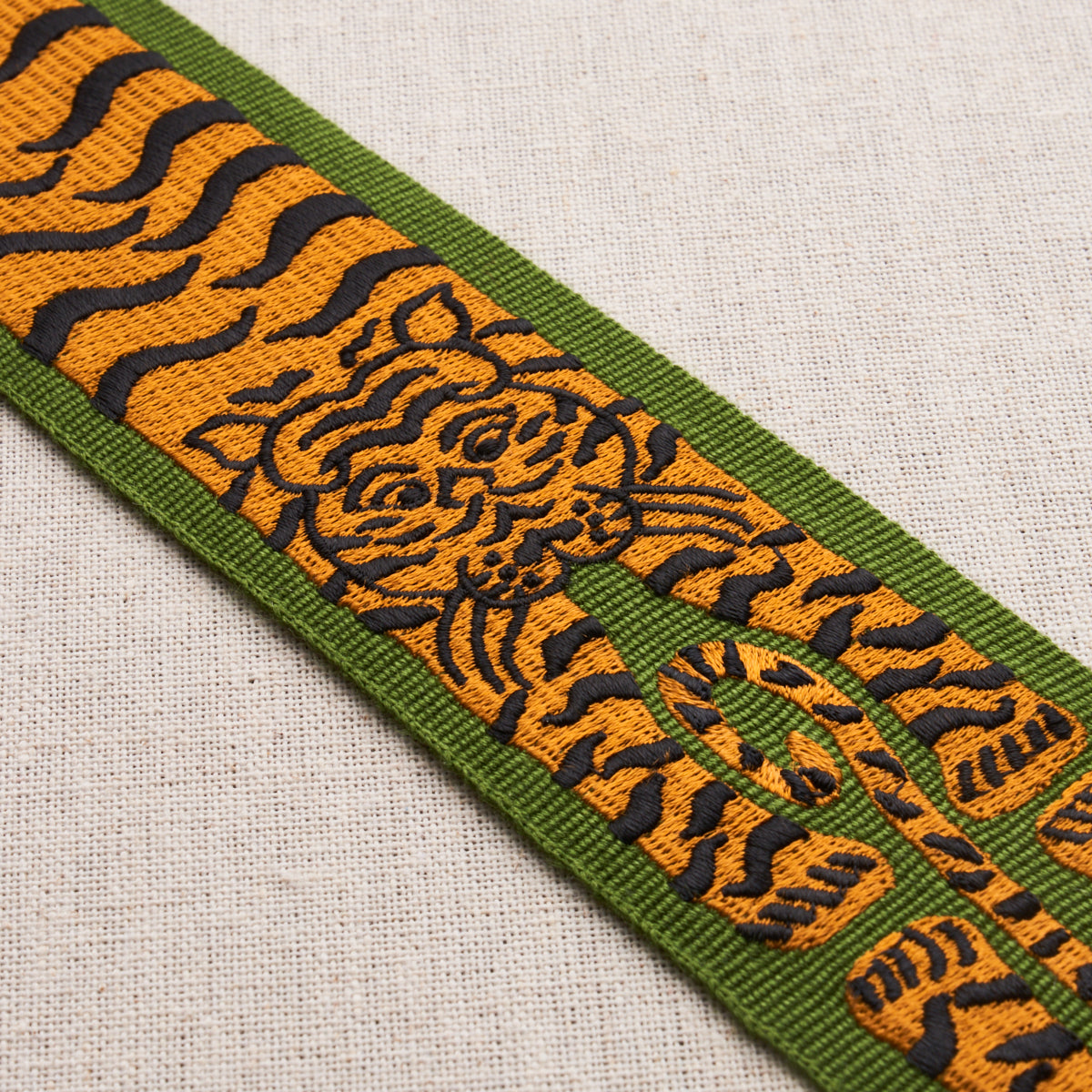 LE TIGRE EMBROIDERED TRIM | Green