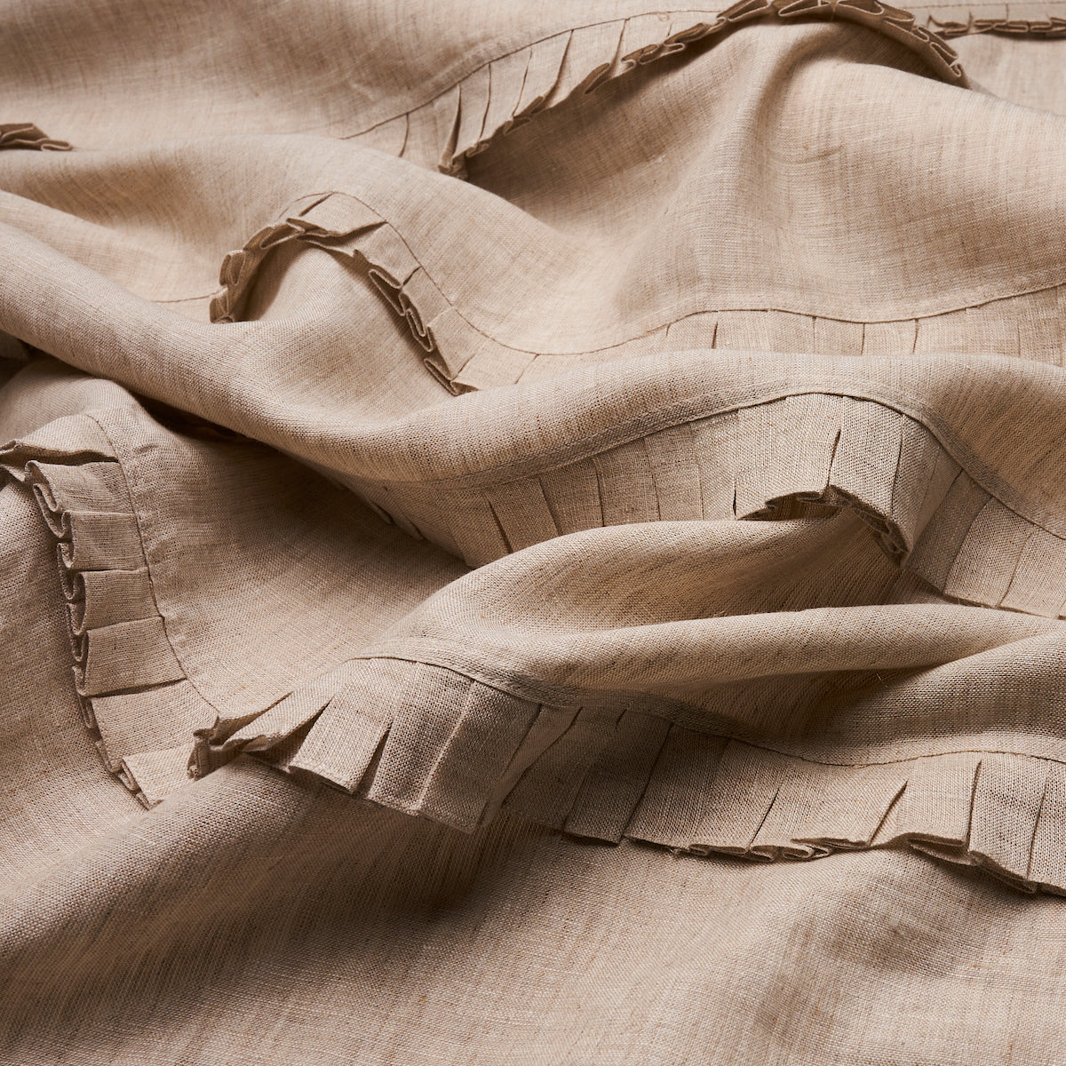 DOROTHY PLEATED LINEN | LINEN