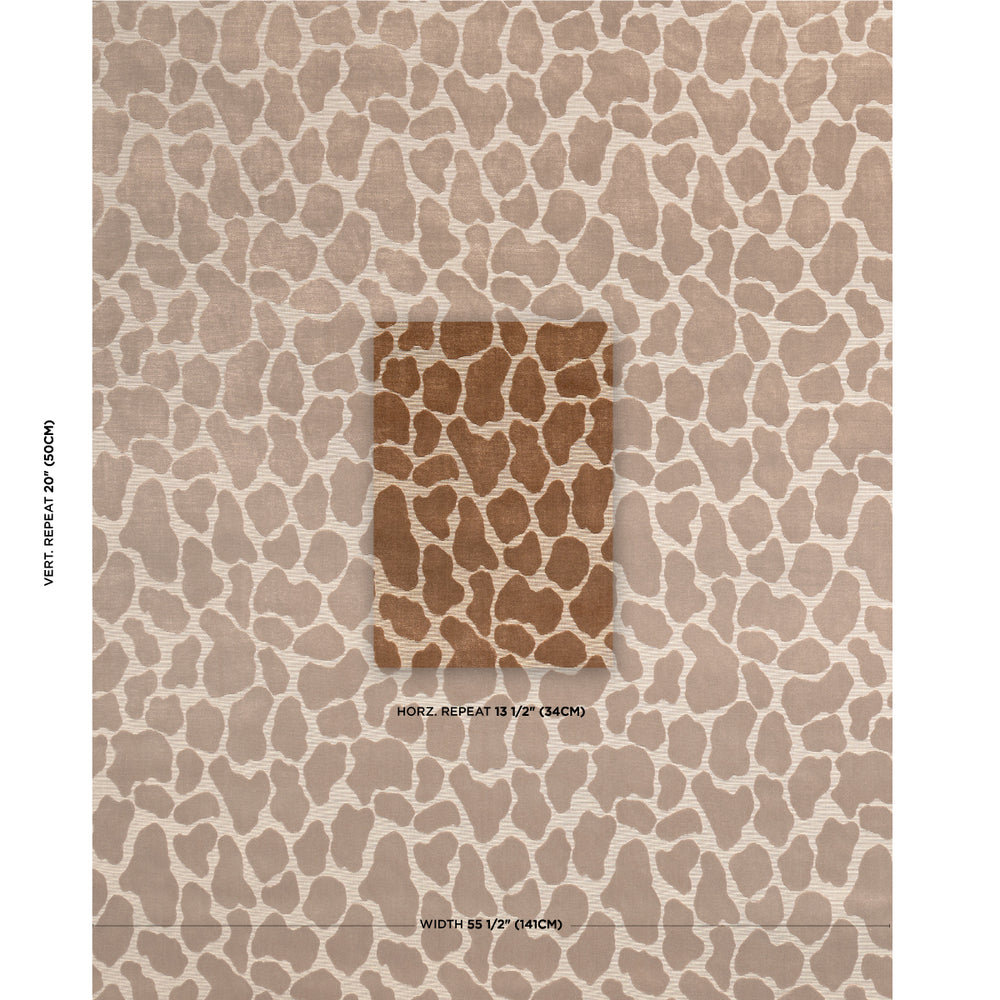 GIRAFFE VELVET | Safari