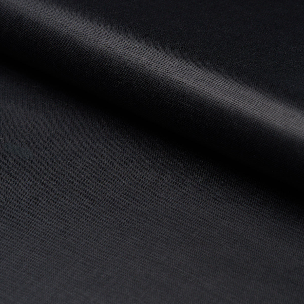 PATENT LINEN | Black