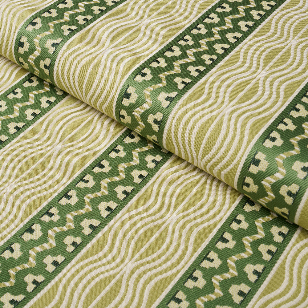 Crème Anglaise | Juniper Green