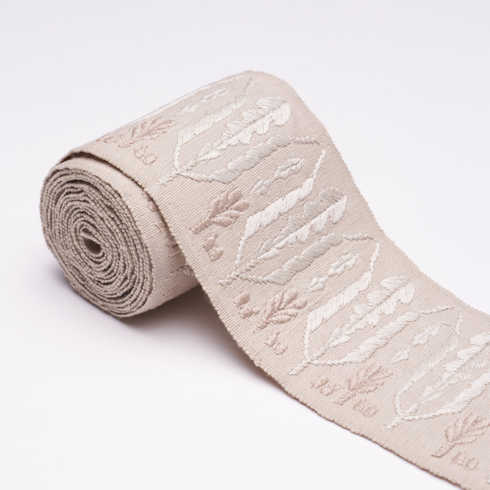 SYLVIE TAPE | Dove