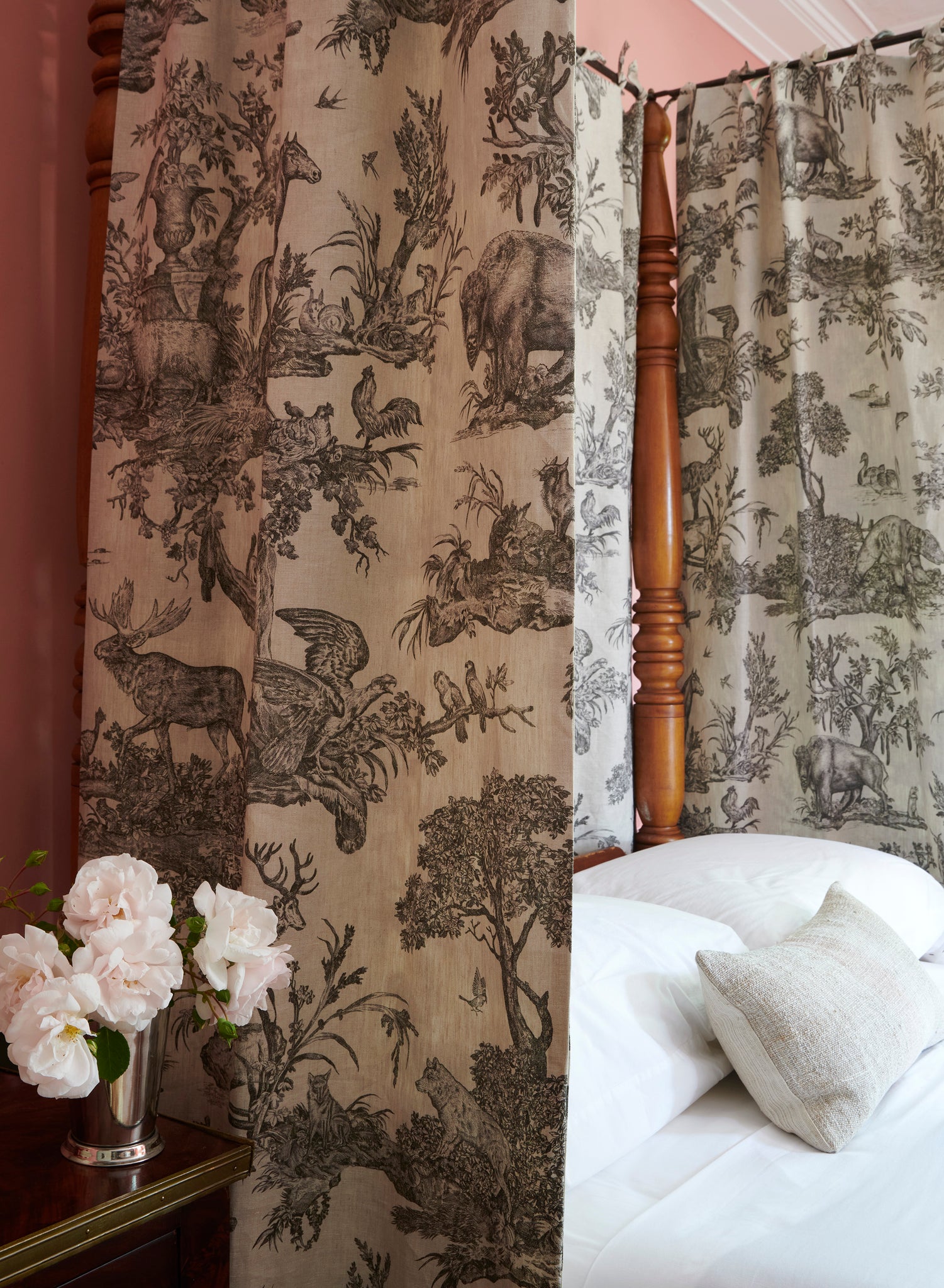 Schumacher - A Designer's Resource For Fabric, Wallpaper, and Trim ...
