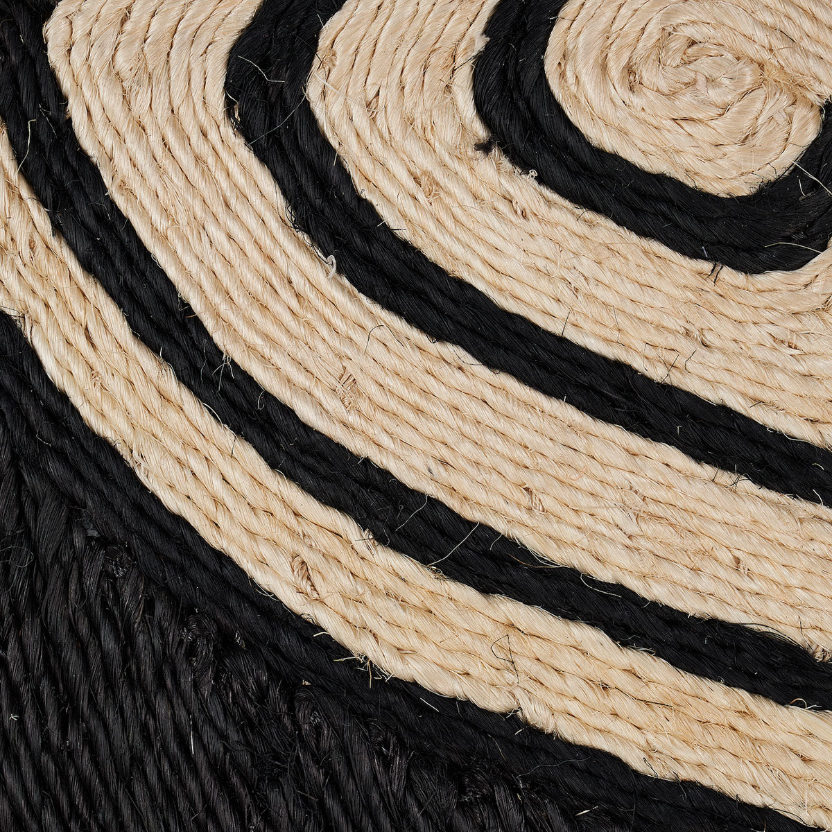 Tortuga Rug | BLACK & NATURAL