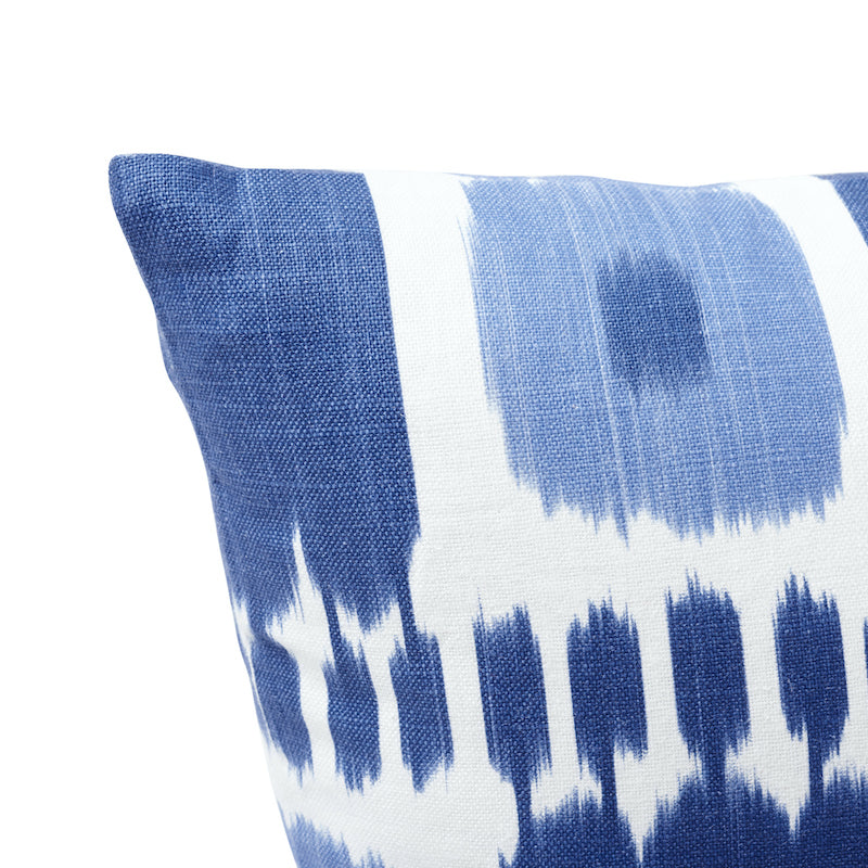 Kandira Pillow | Blues