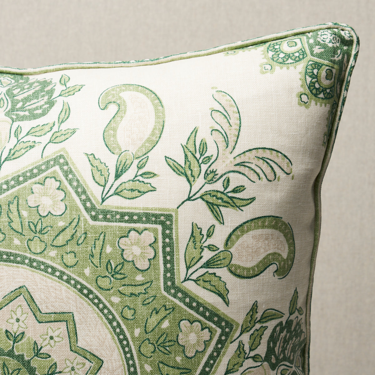 Montecito Medallion Pillow | Leaf Green