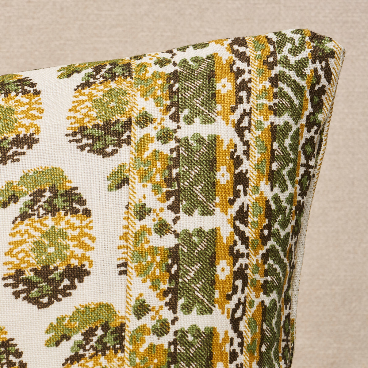 Terry Pillow | Ochre & Green