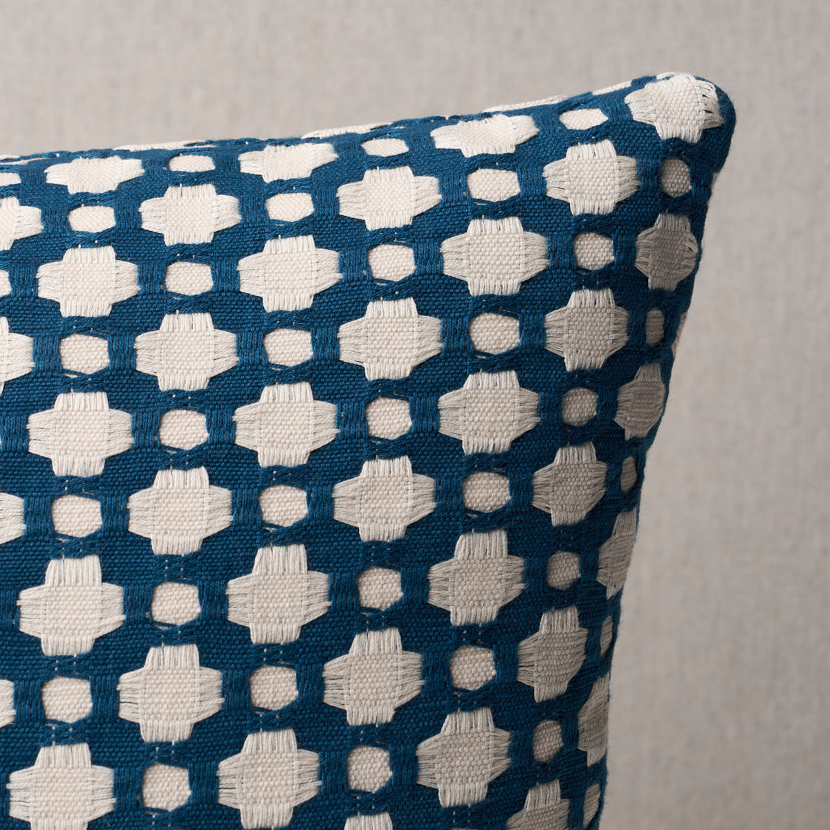 Betwixt Pillow | Indigo/Ivory