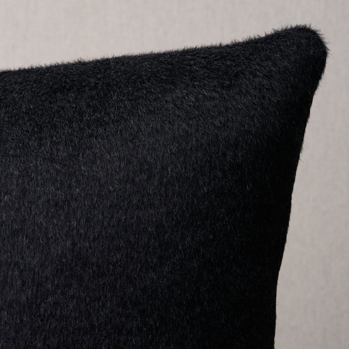 Dixon Mohair Pillow | Carbon