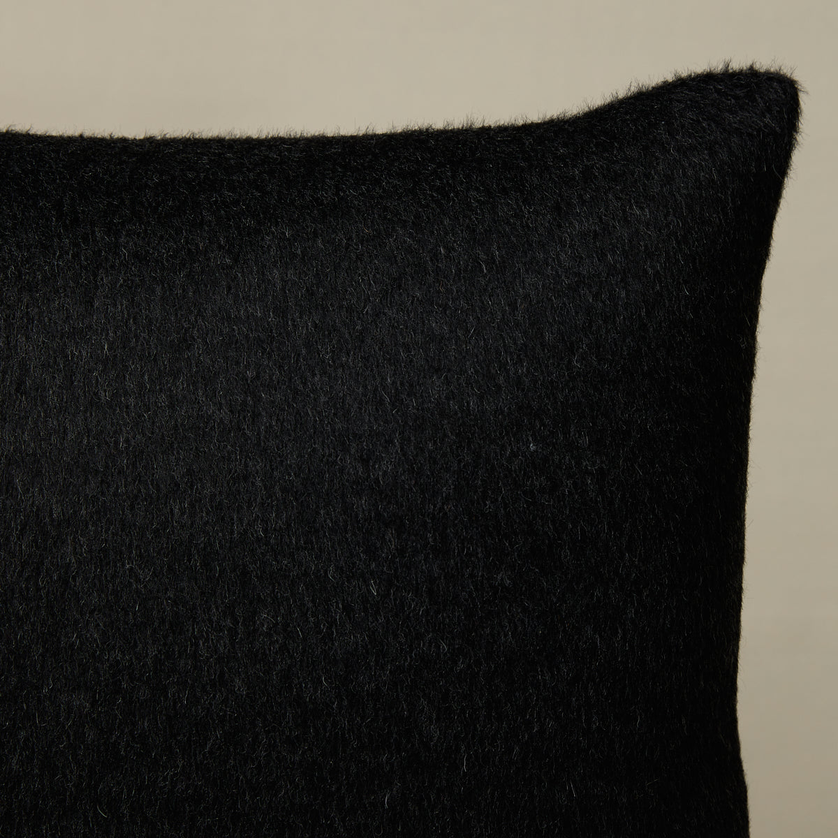 Dixon Mohair Pillow | Carbon