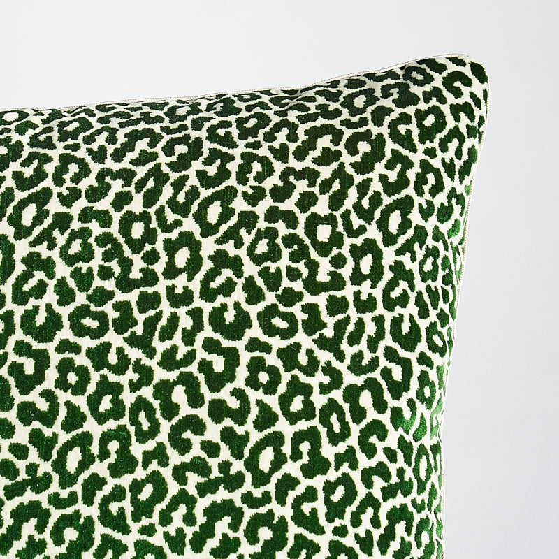 Madeleine Velvet Pillow | Emerald