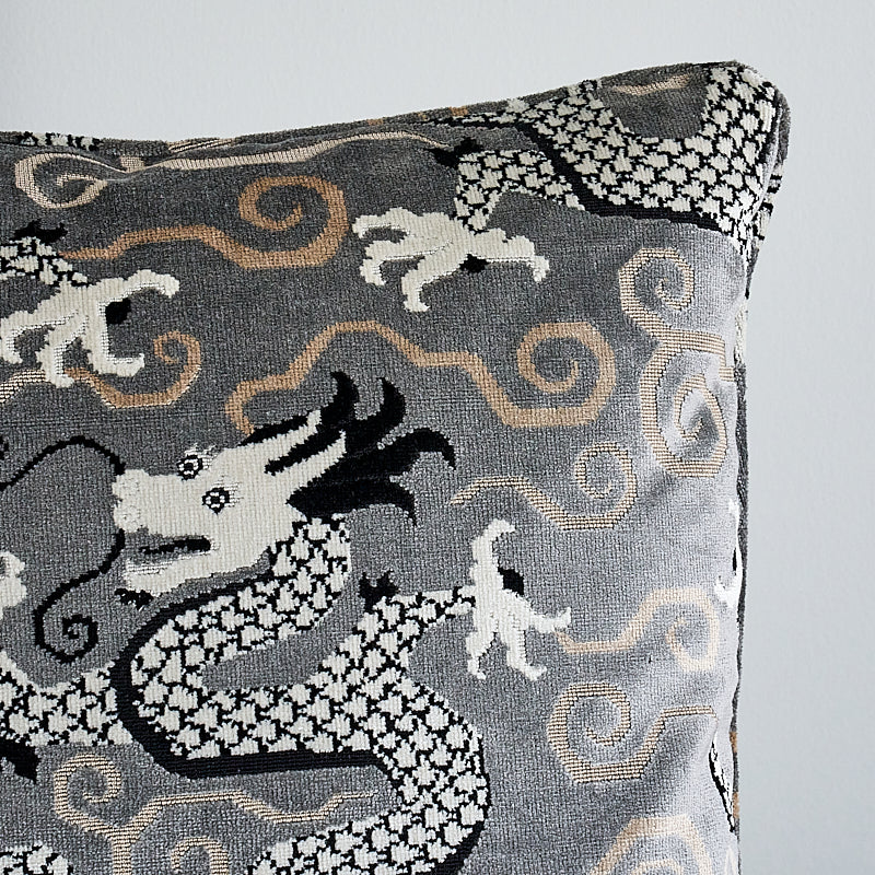 Bixi Velvet Pillow | Silver