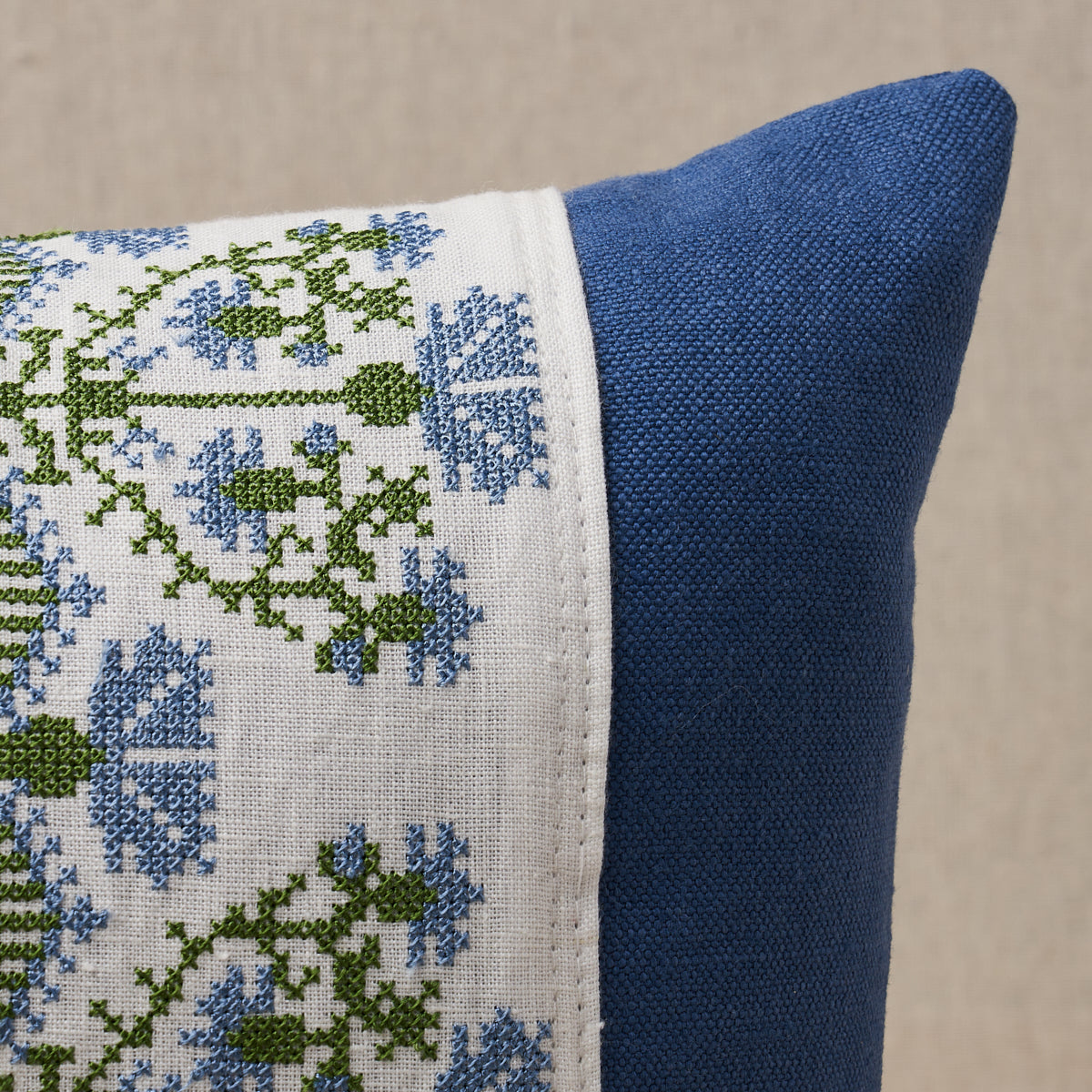 Custis Embroidery Pillow | Chesapeake