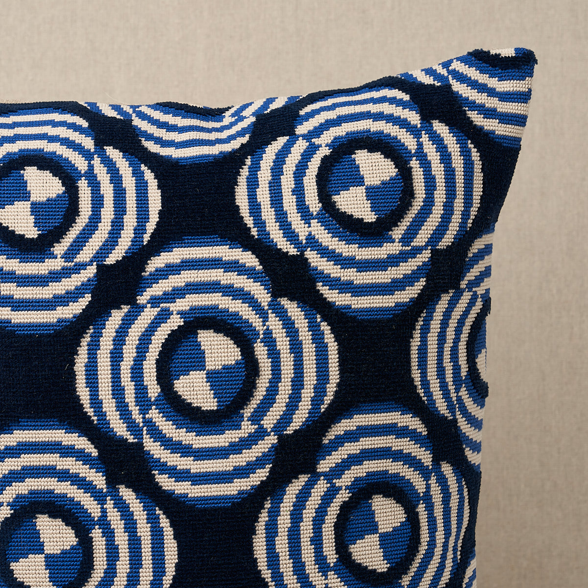 Le Moderne Cut Velvet Pillow | Cobalt