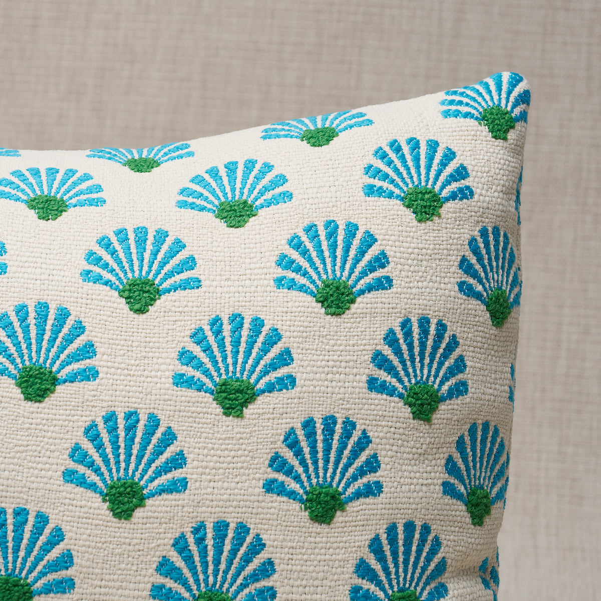 Bellini I/O Pillow | Lagoon